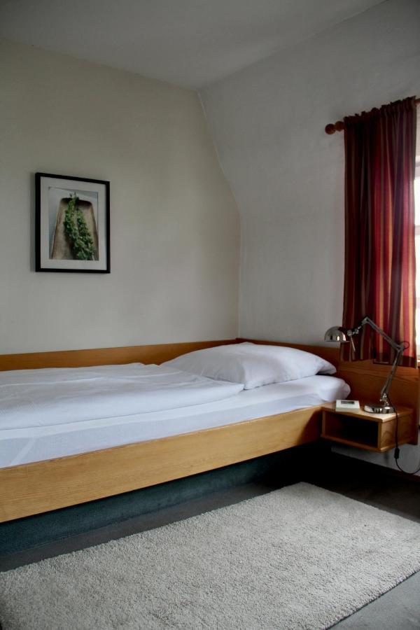 Schildwirtschaft Zum Rothen Ochsen Hotel Laupheim Luaran gambar